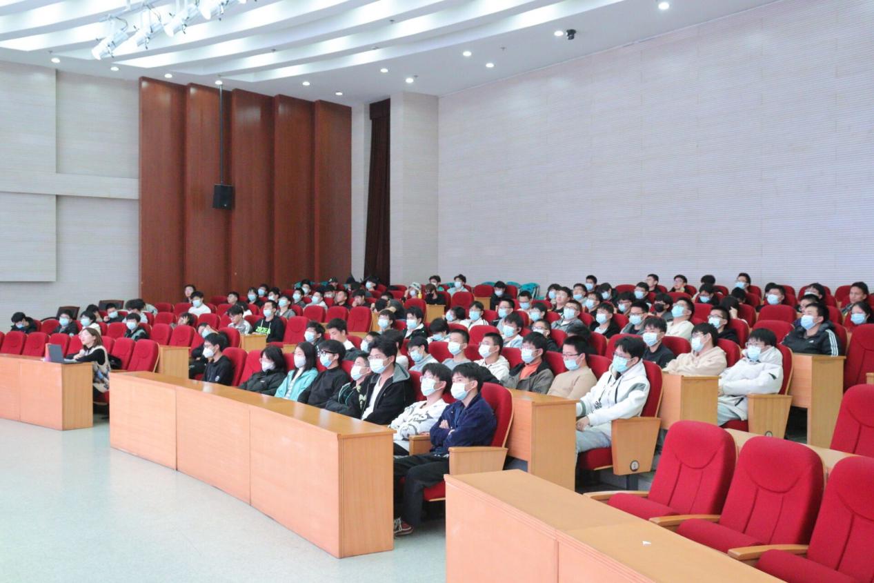 5FEFC03EAF3660AD2D1BD2E41CFEB6A3