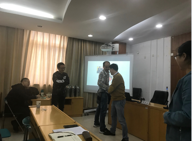 QQ截图20181116103655.png QQ截图20181116103655.png