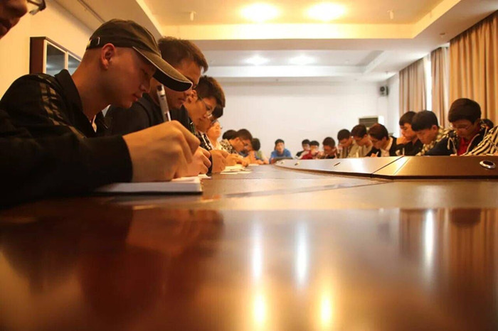 10.192.jpg 10.192.jpg