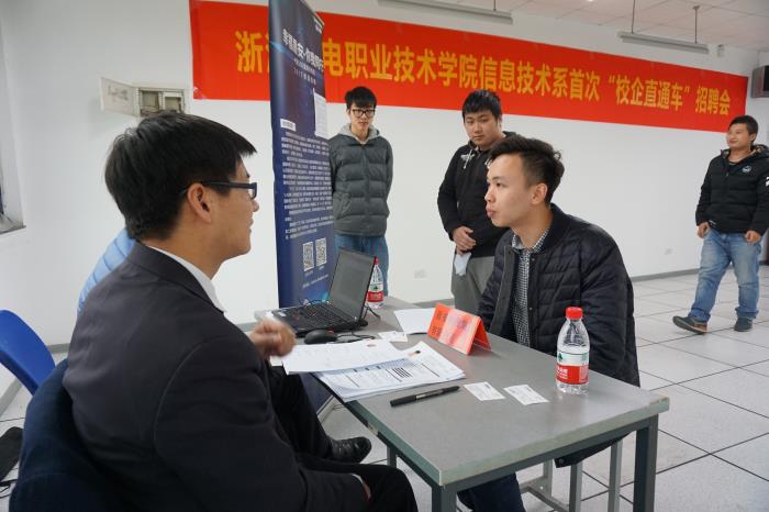 DSC00025.jpg DSC00025.jpg