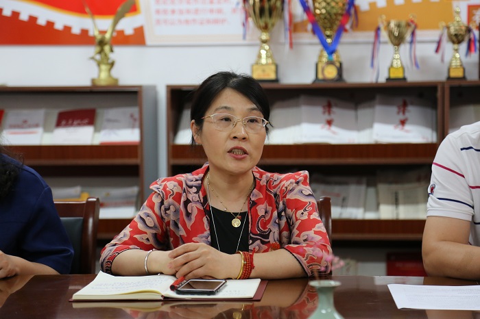 毕业生党课内图 (1).JPG