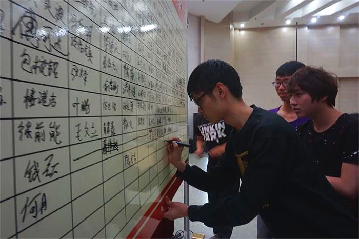 2正式.jpg 2正式.jpg