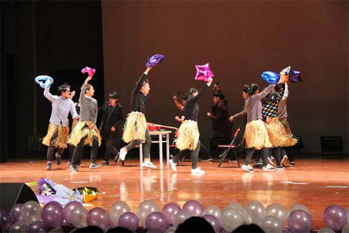 C:\Documents and Settings\Administrator\桌面\0.jpg