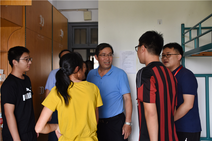 IMG_0052.jpg IMG_0052.jpg