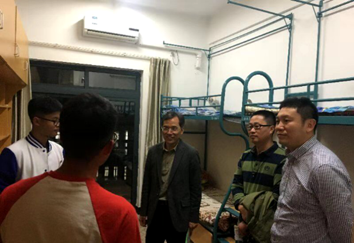 图片1_副本700.png 图片1_副本700.png