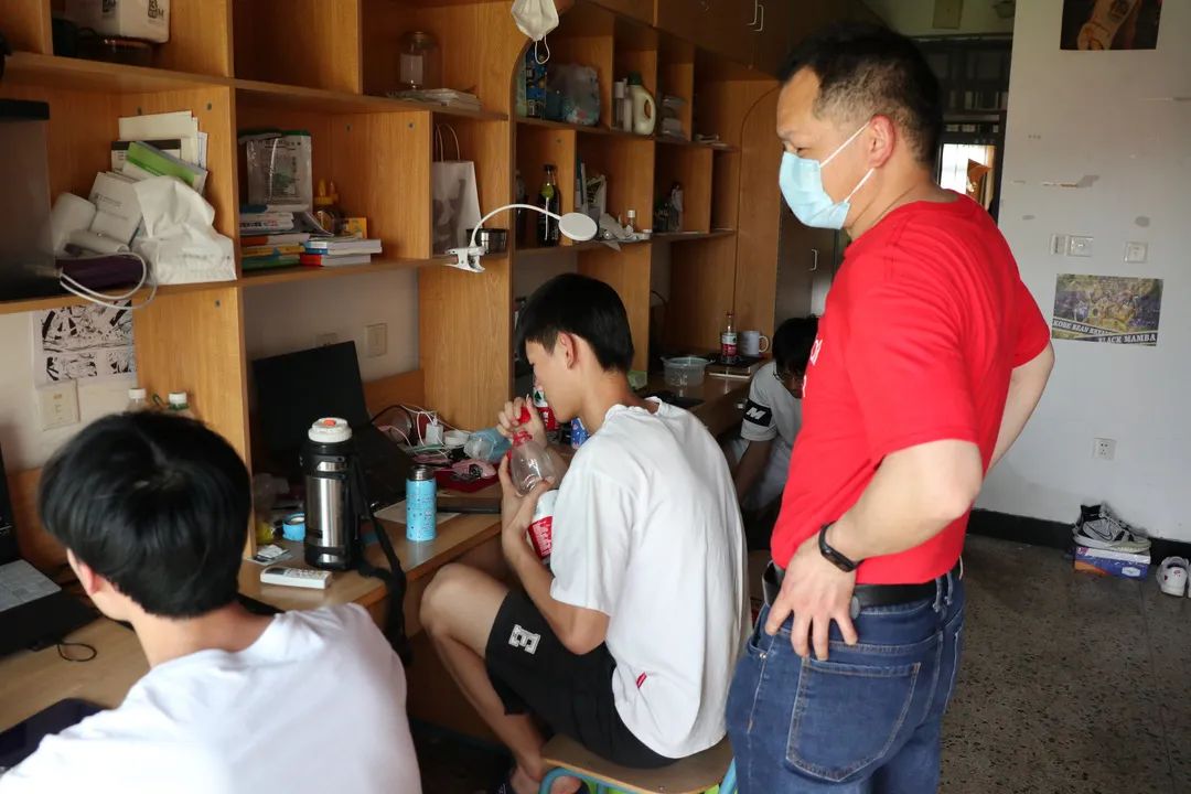 3a1a33682f4f41530b20f5a512d375c2